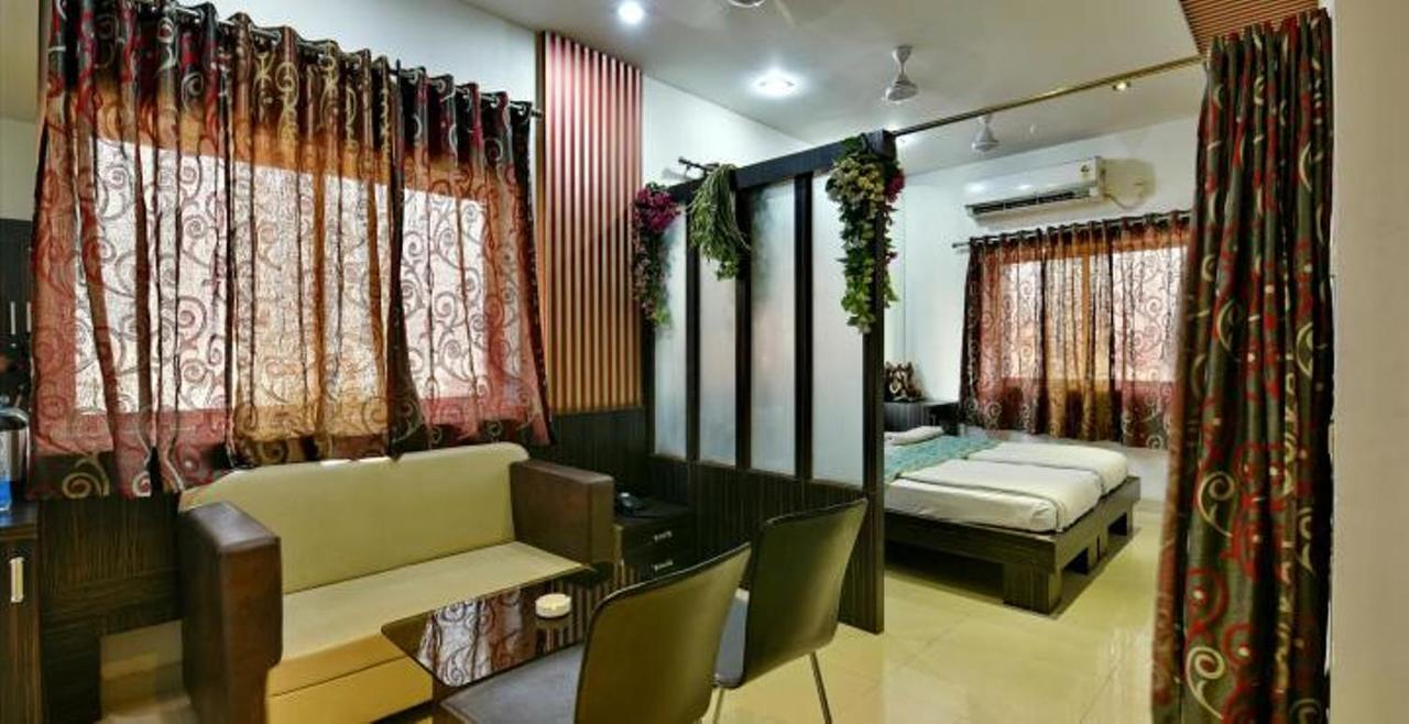 Hotel Pink Pearl Raigarh Zewnętrze zdjęcie